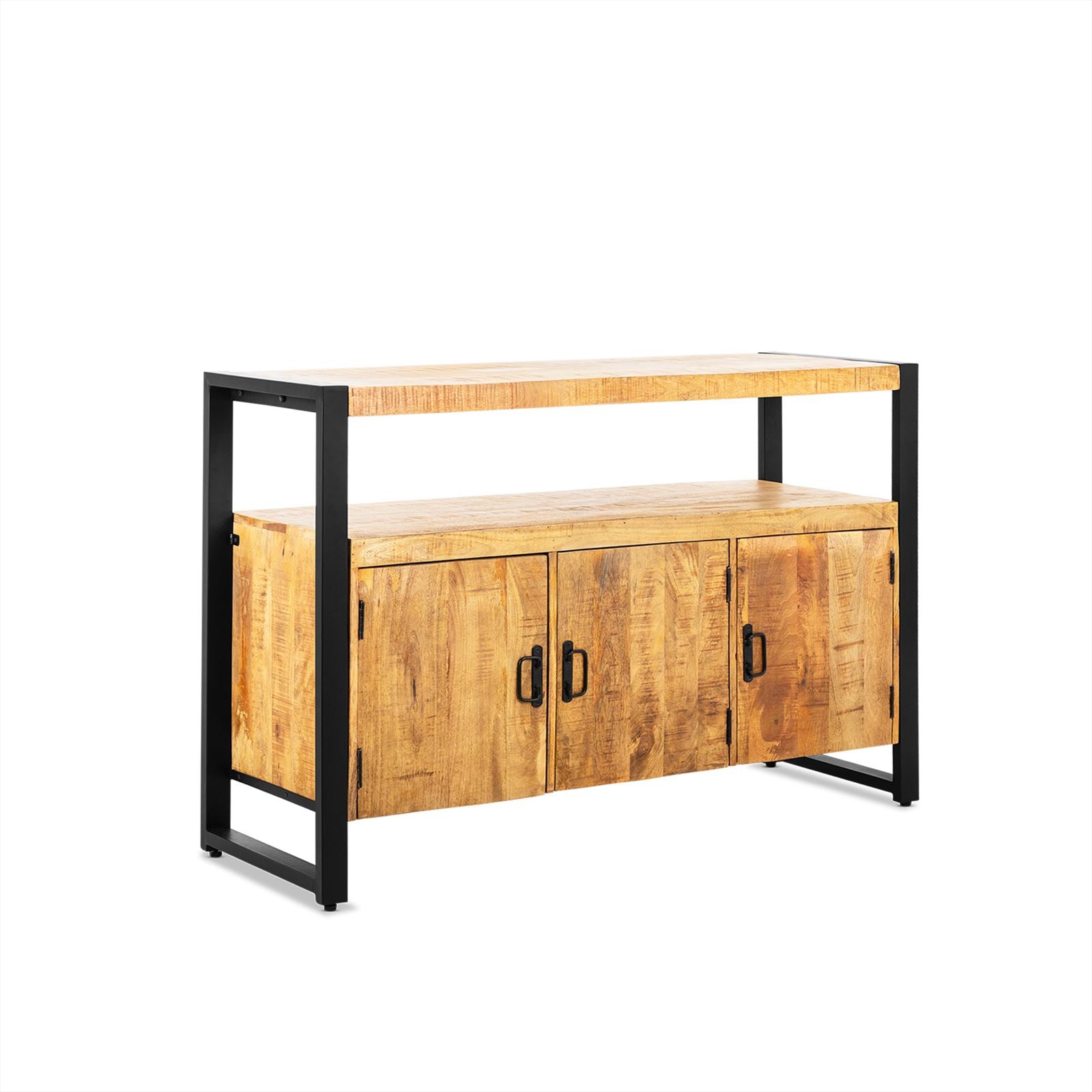 Sideboard Britt mit Türen 135 auf weißem Hintergrund, schräg von vorne fotografiert - Benoa