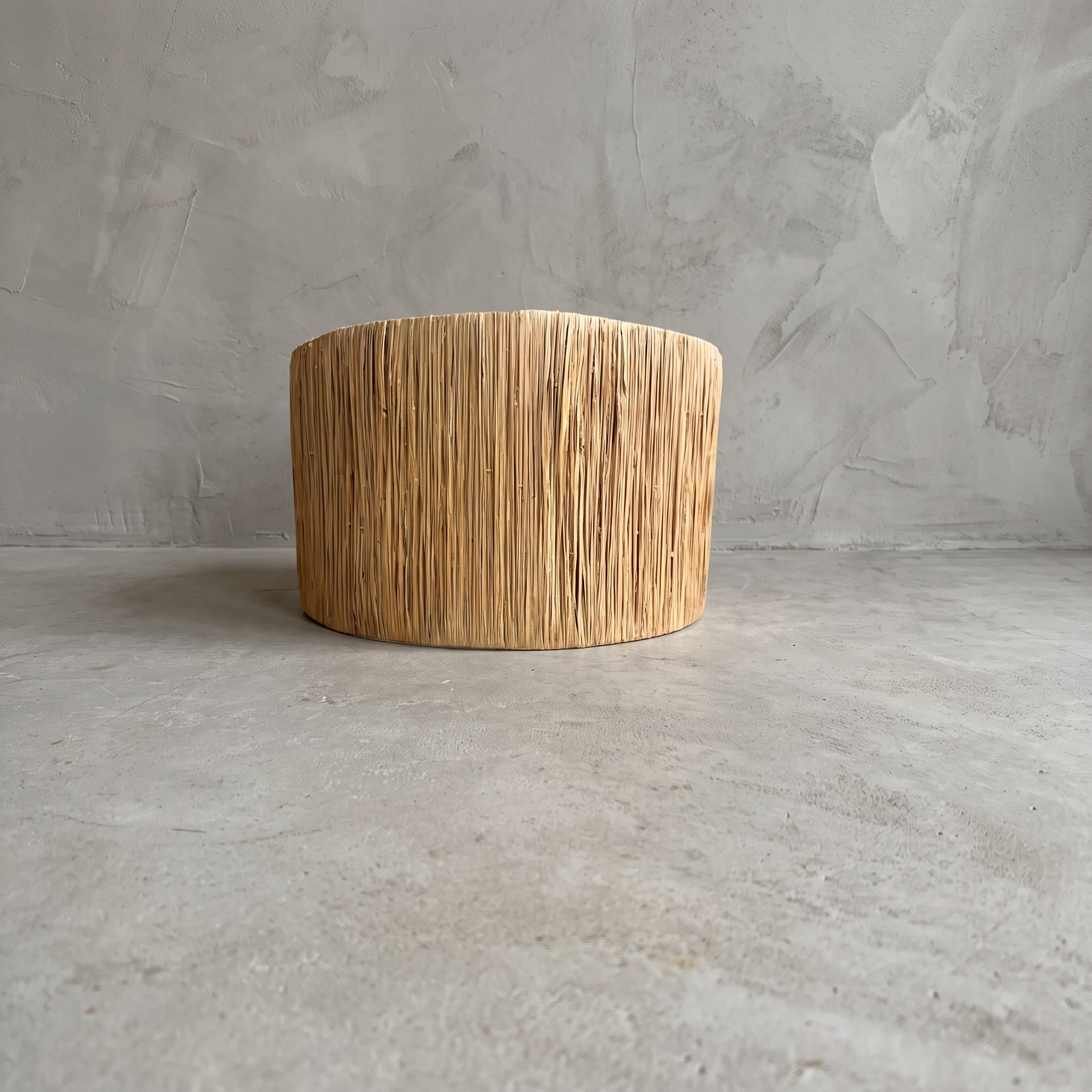 Round mendong grass lampshade - World of Brosi