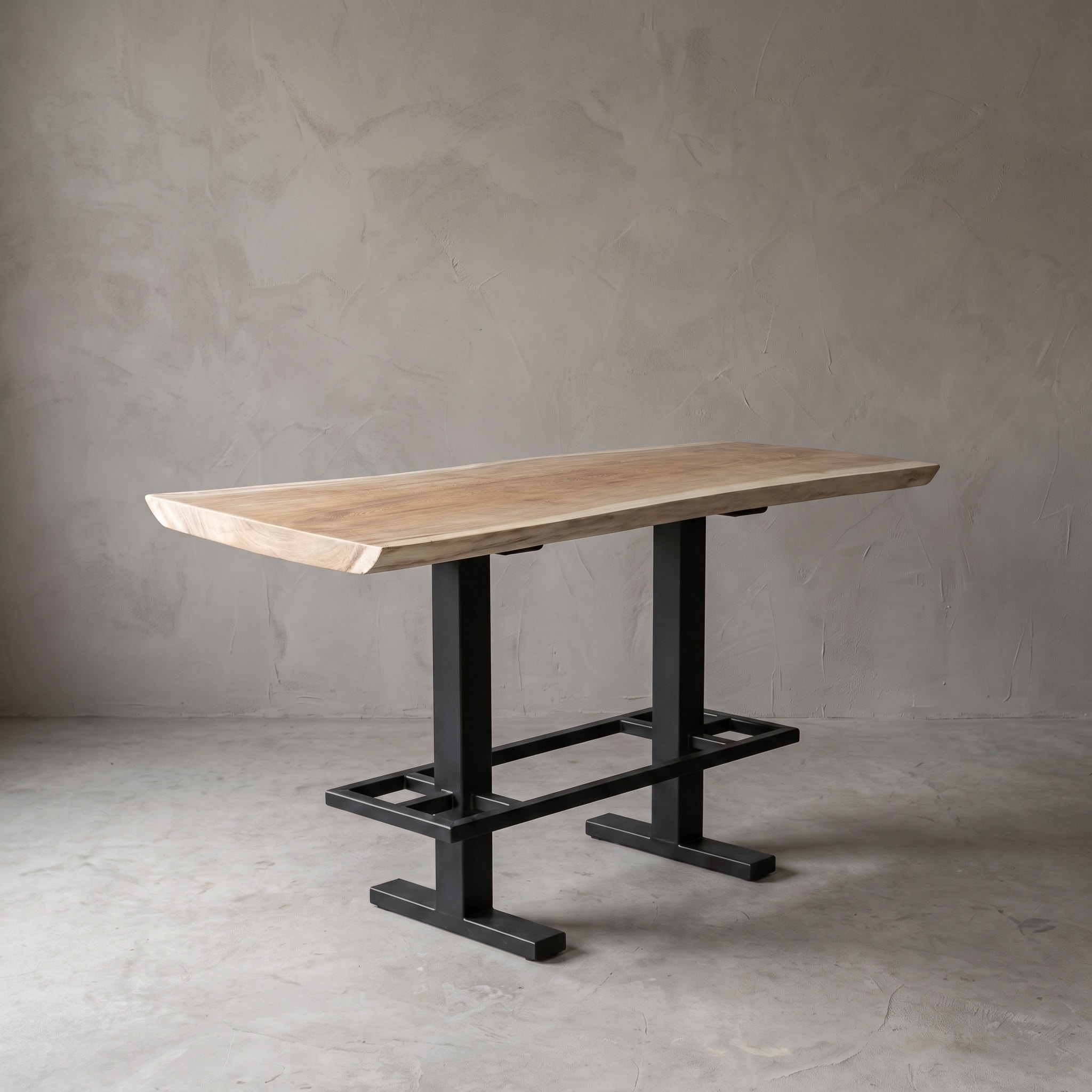 Bartisch aus Suarholz Baumstamm - World of Brosi