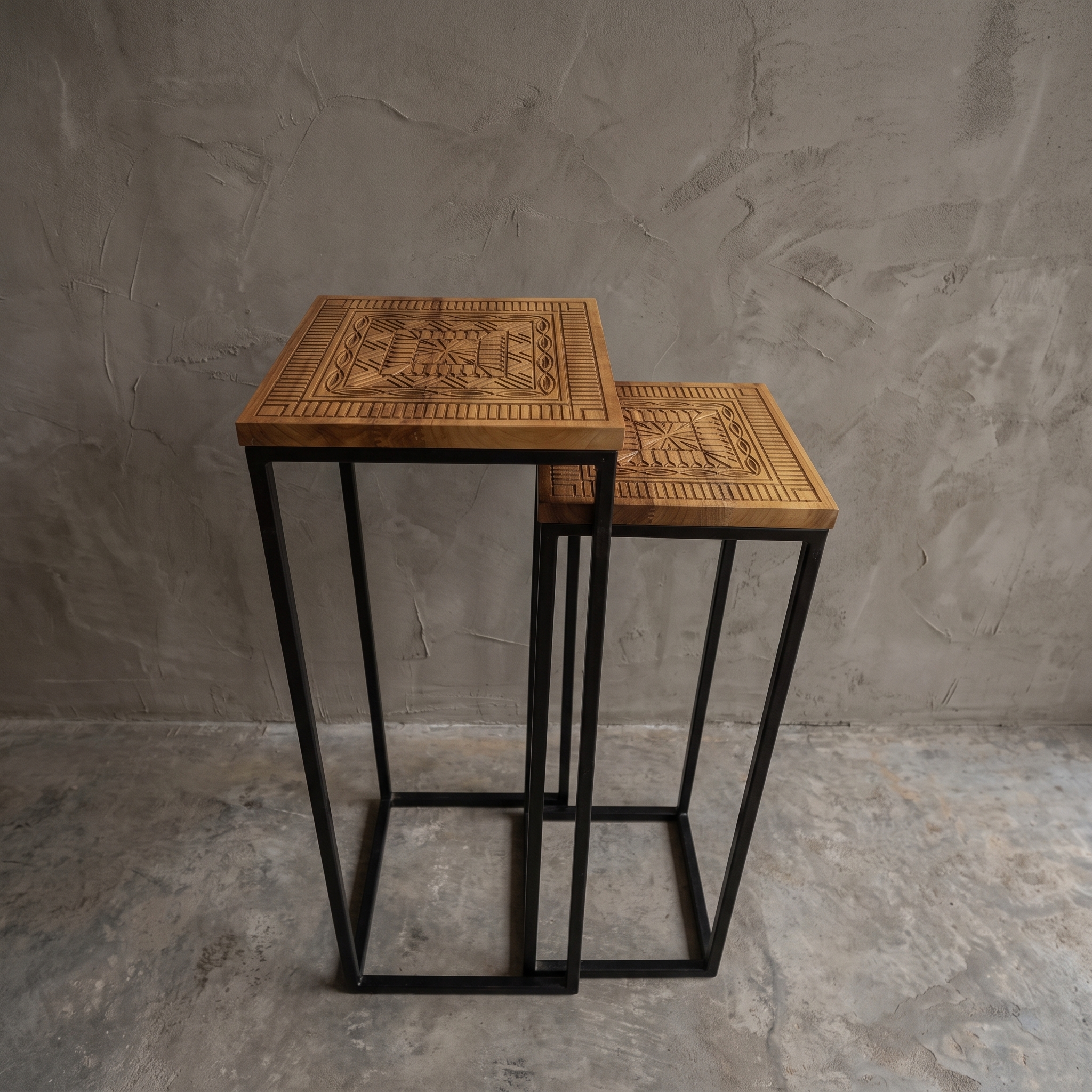 Intan teak display, set of 2, 100 cm high - World of Brosi