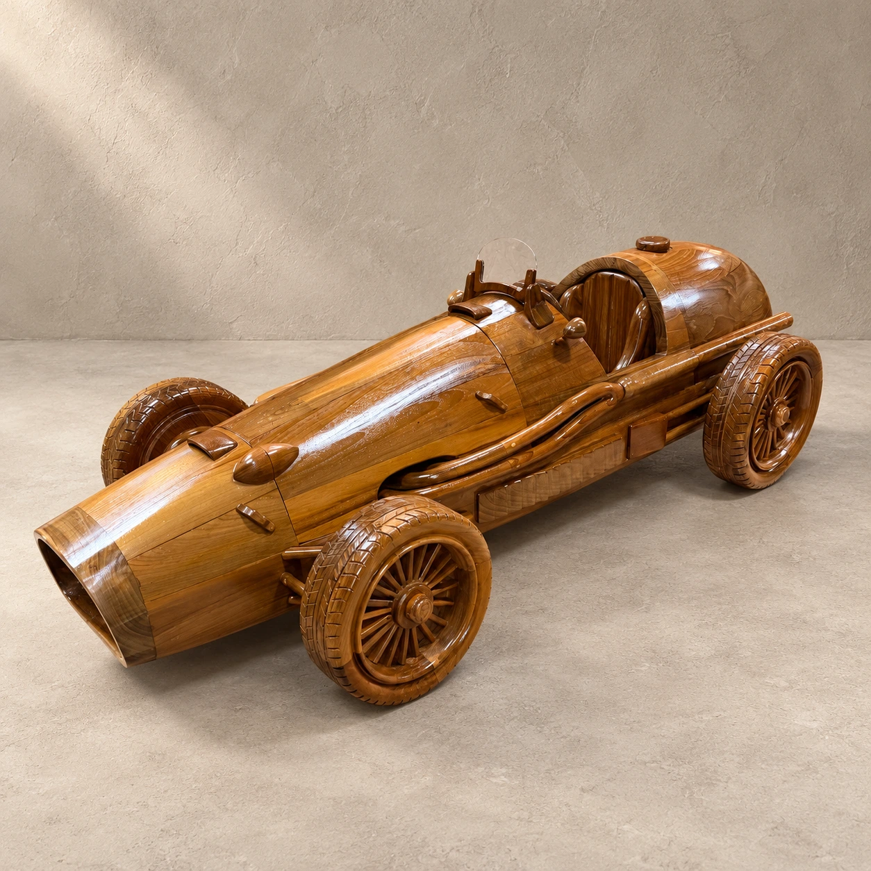 Houten auto Grand Prix racer circa 120 cm