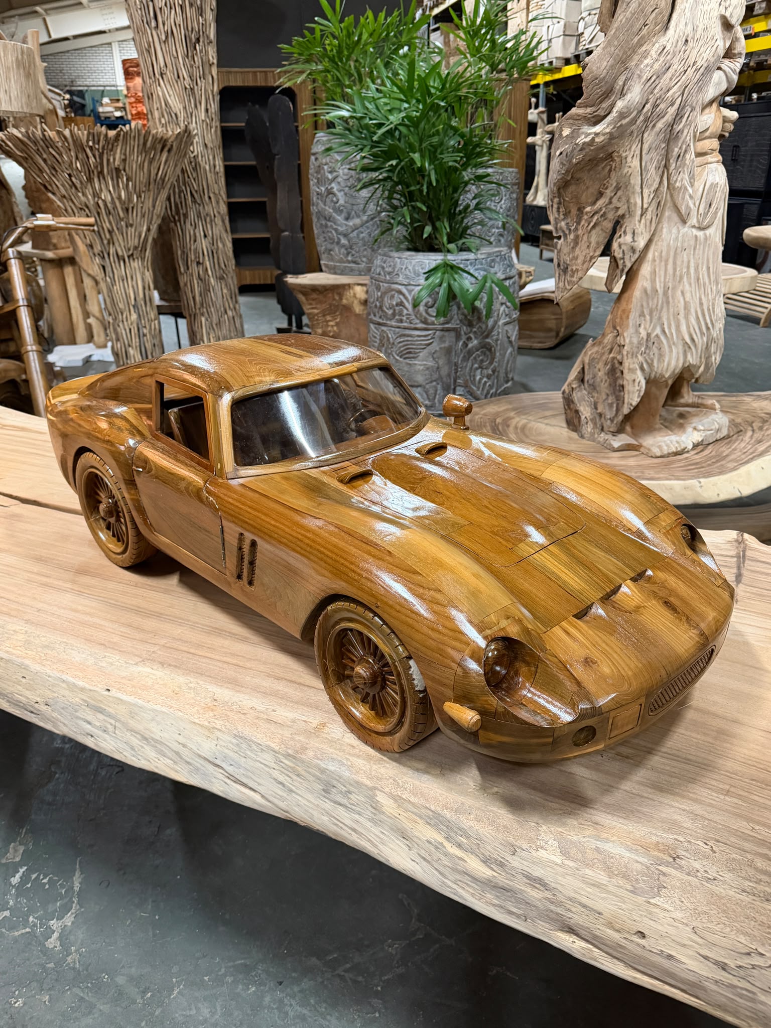 Houten auto Italiaanse GT circa 120 cm - World of Brosi