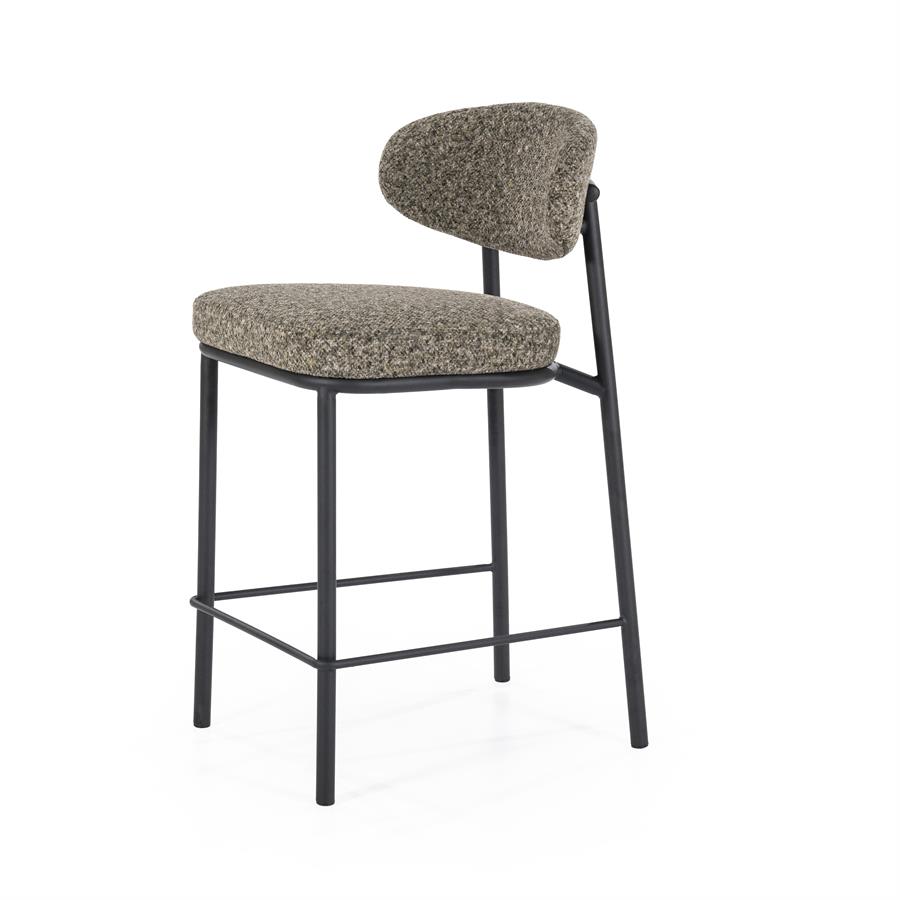 Barhocker Jari mit einer Stoffpolsterung und Rückenlehne auf einem dunklen Metallgestell, stehend auf weißem Hintergrund - By-Boo