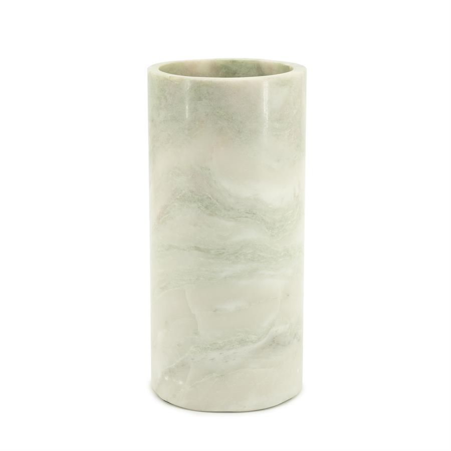Vase Verde auf weißem Hintergrund, aus der Nähe mit der Öffnung oben fotografiert - By-Boo