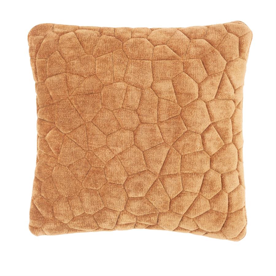 Kissen Stitch Mocha Mousse auf weißem Hintergrund, mit Nahaufnahme der Textur - By-Boo