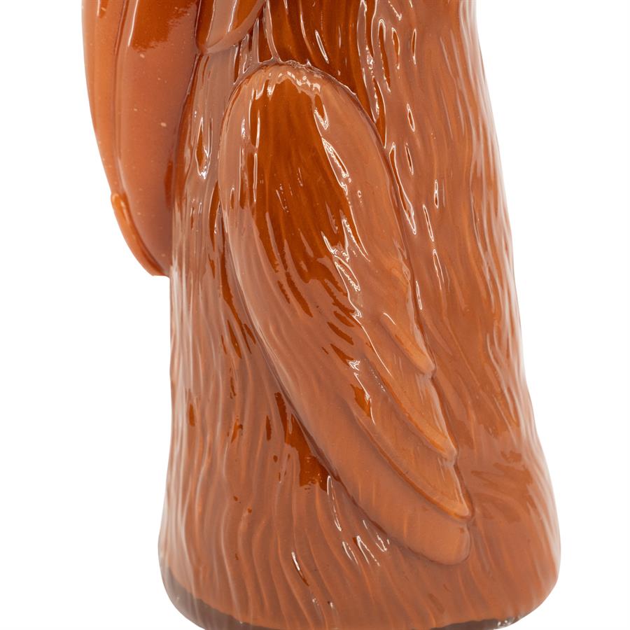 Detail der Vase Tuki Caramel, mit den vertikalen Rillen und der glänzenden Oberfläche - By-Boo