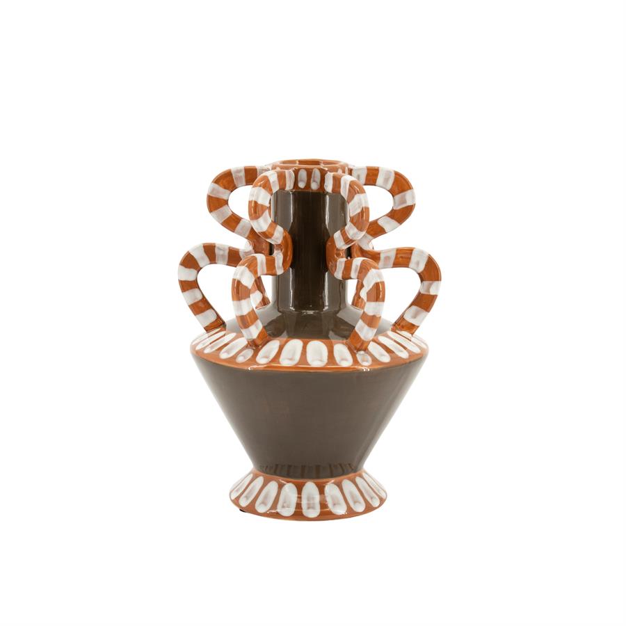 Vase Dusa 2 mit braunem Sockel und orange-weißen Streifen an Griffen und Rändern, auf weißem Hintergrund - By-Boo
