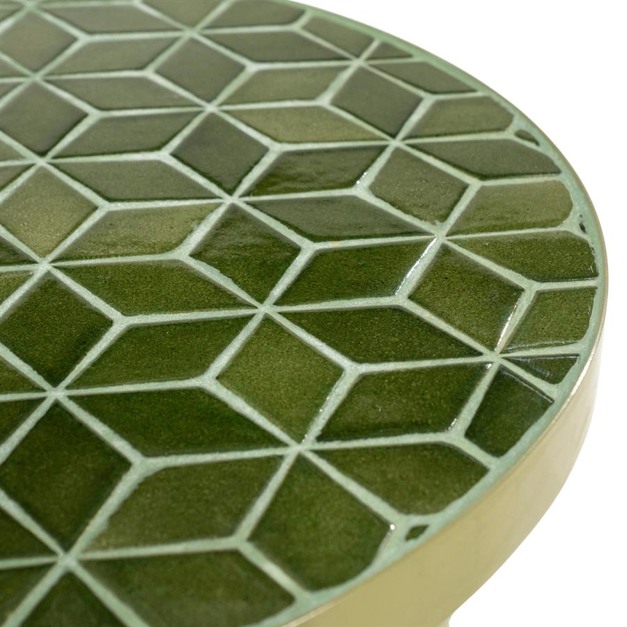 Detailaufnahme der Tischplatte des Tisch Patterna, mit einem grünen Rautenfliesenmuster - By-Boo