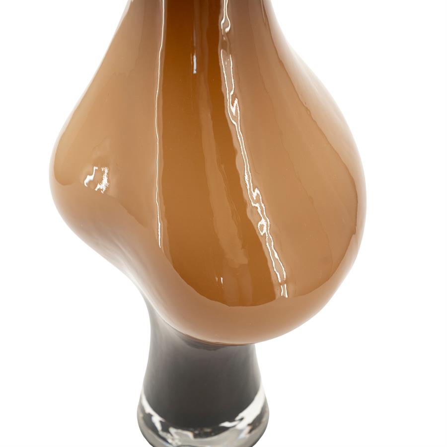Detailaufnahme der Vase Suna 2, mit der braunen Oberseite und dem dunklen Fuß auf weißem Hintergrund - By-Boo