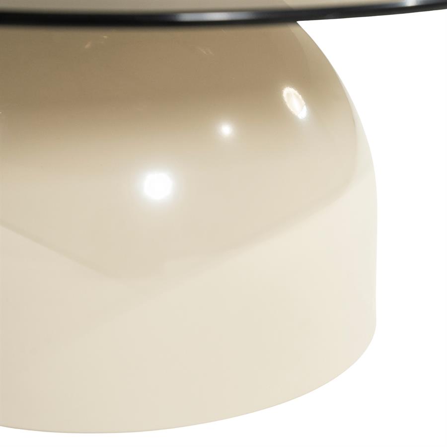Detail des Couchtisch Irona Large Beige, ein glänzender beiger runder Fuß auf weißem Hintergrund - By-Boo