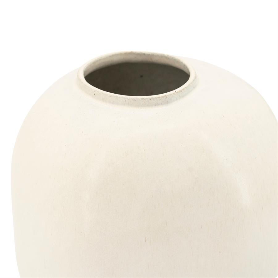 Detailaufnahme der Öffnung der Vase Rocca Large mit einer leichten Textur - By-Boo