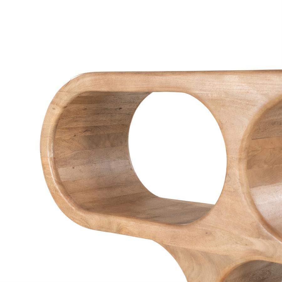 Detailaufnahme von Schrank Esu, mit den runden Aussparungen und der Holzmaserung deutlich sichtbar - By-Boo