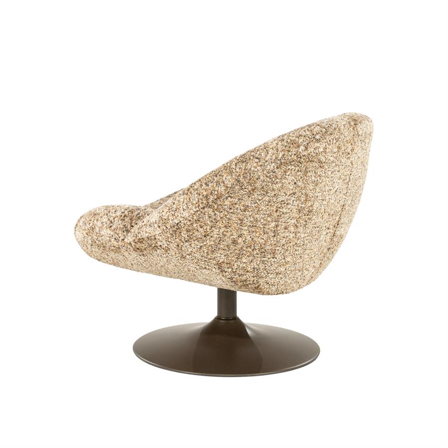 Sessel Ducky Taupe auf weißem Hintergrund, schräg von hinten fotografiert - By-Boo