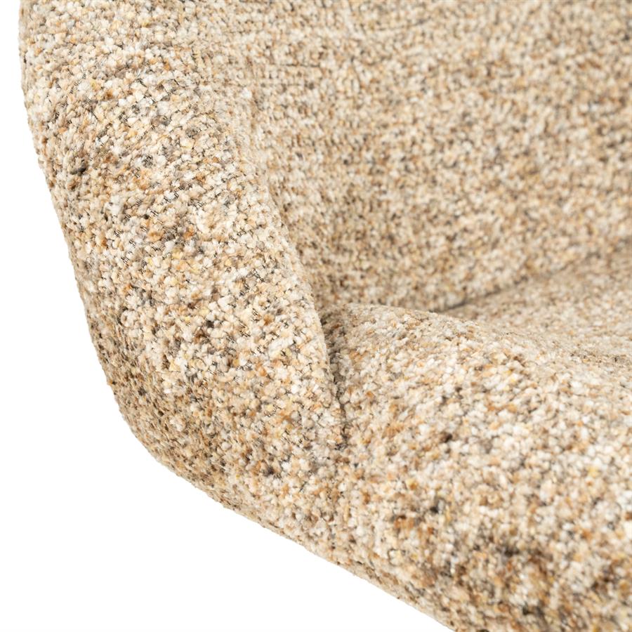 Nahaufnahme des Sessels Ducky Taupe, mit Fokus auf die Stofftextur - By-Boo