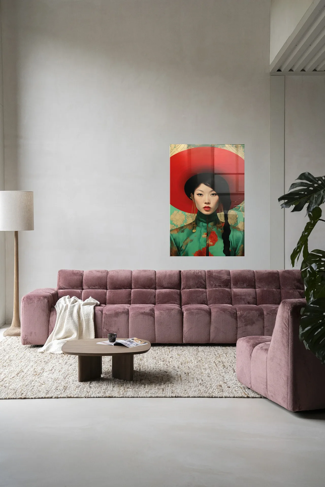 Wandteppich Amy hängt über einem rosa Sofa in einem modernen Wohnzimmer mit einem Couchtisch - Urban Cotton