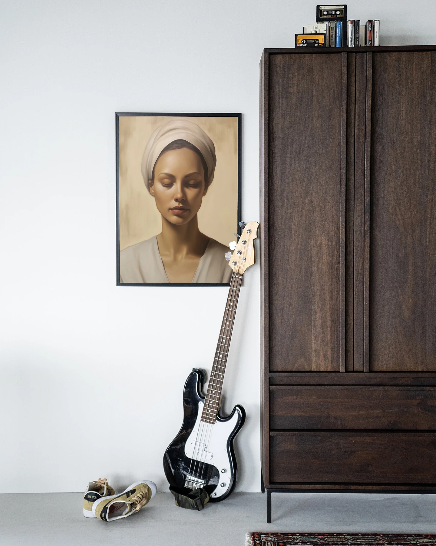 Wandteppich Healing in einer modernen Umgebung mit einer Gitarre, Schuhen und einem Schrank - Urban Cotton