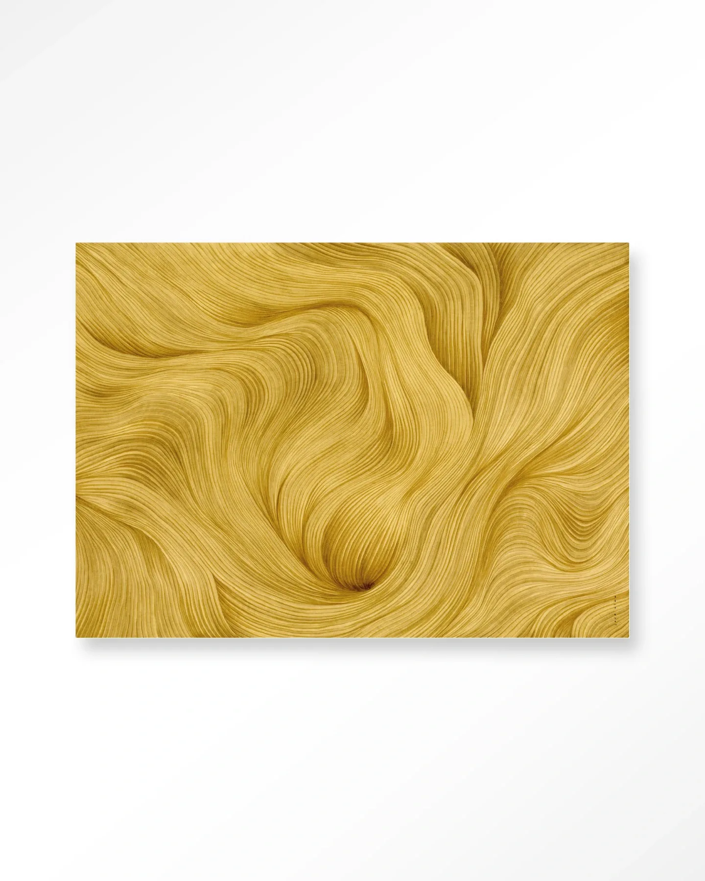 Wandkleed DWG-M - Urban Cotton met een abstract patroon van golvende lijnen in geel en goud