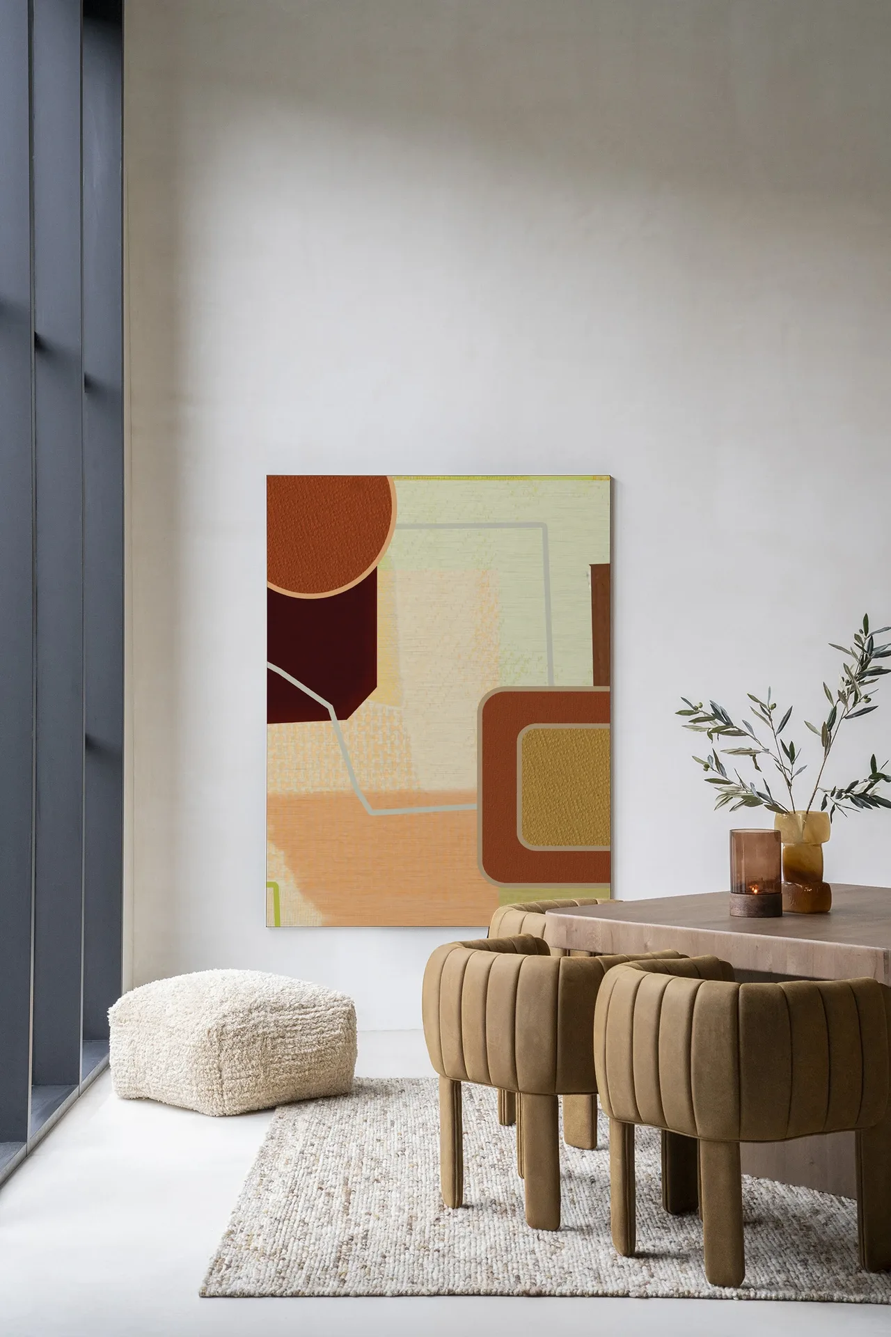Wandteppich Deuce - Urban Cotton in einem modernen Interieur über einem Pouf und Teppich