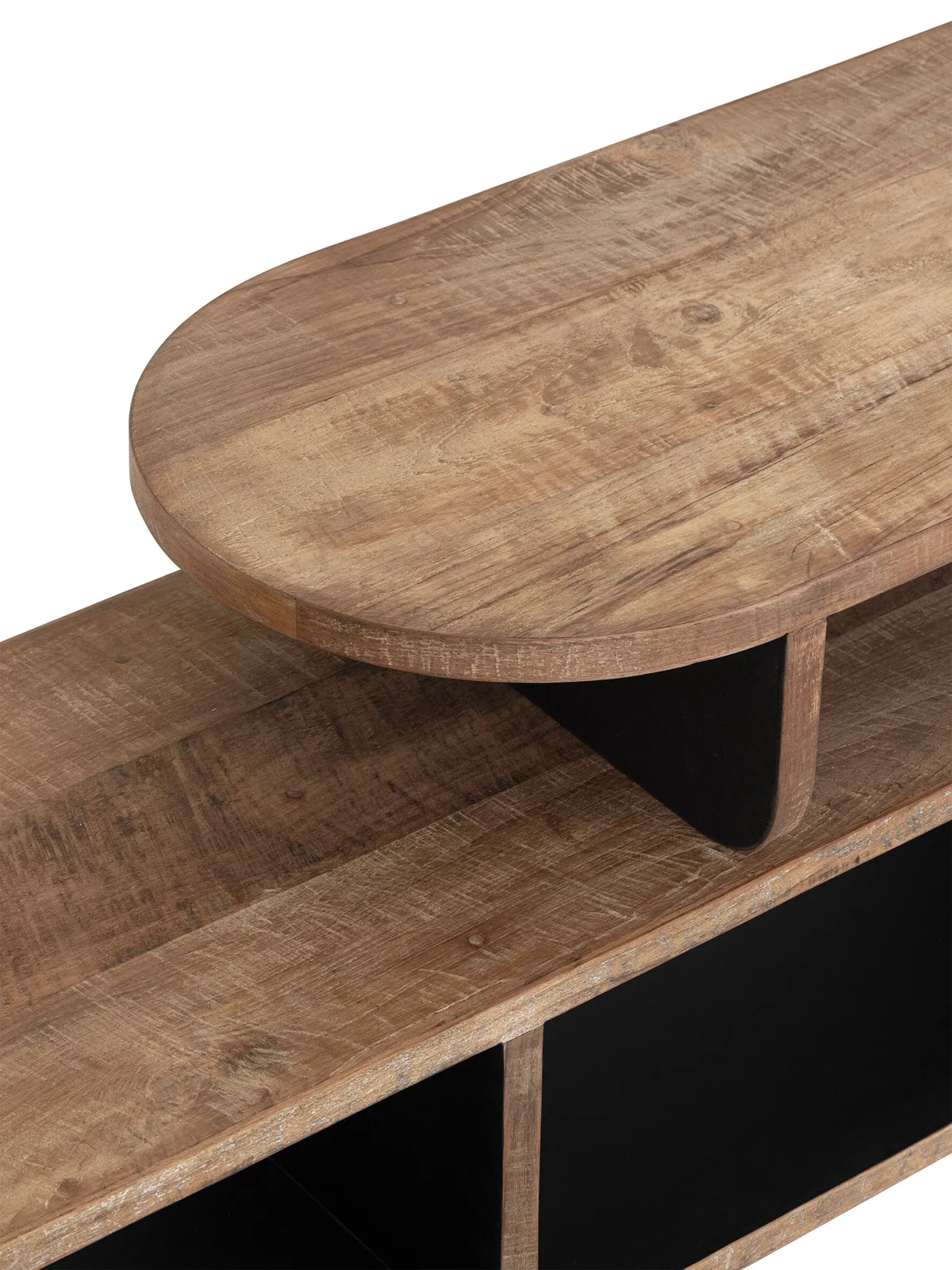 Close-up van het uitschuifbare tv-meubel Evo, met de bovenste ovale plank en de onderste planken - DTP Home