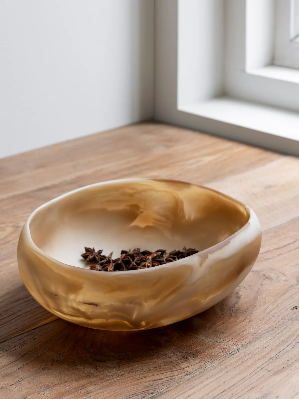Tray Bowl Rafael brown-white swirl - MUST Living