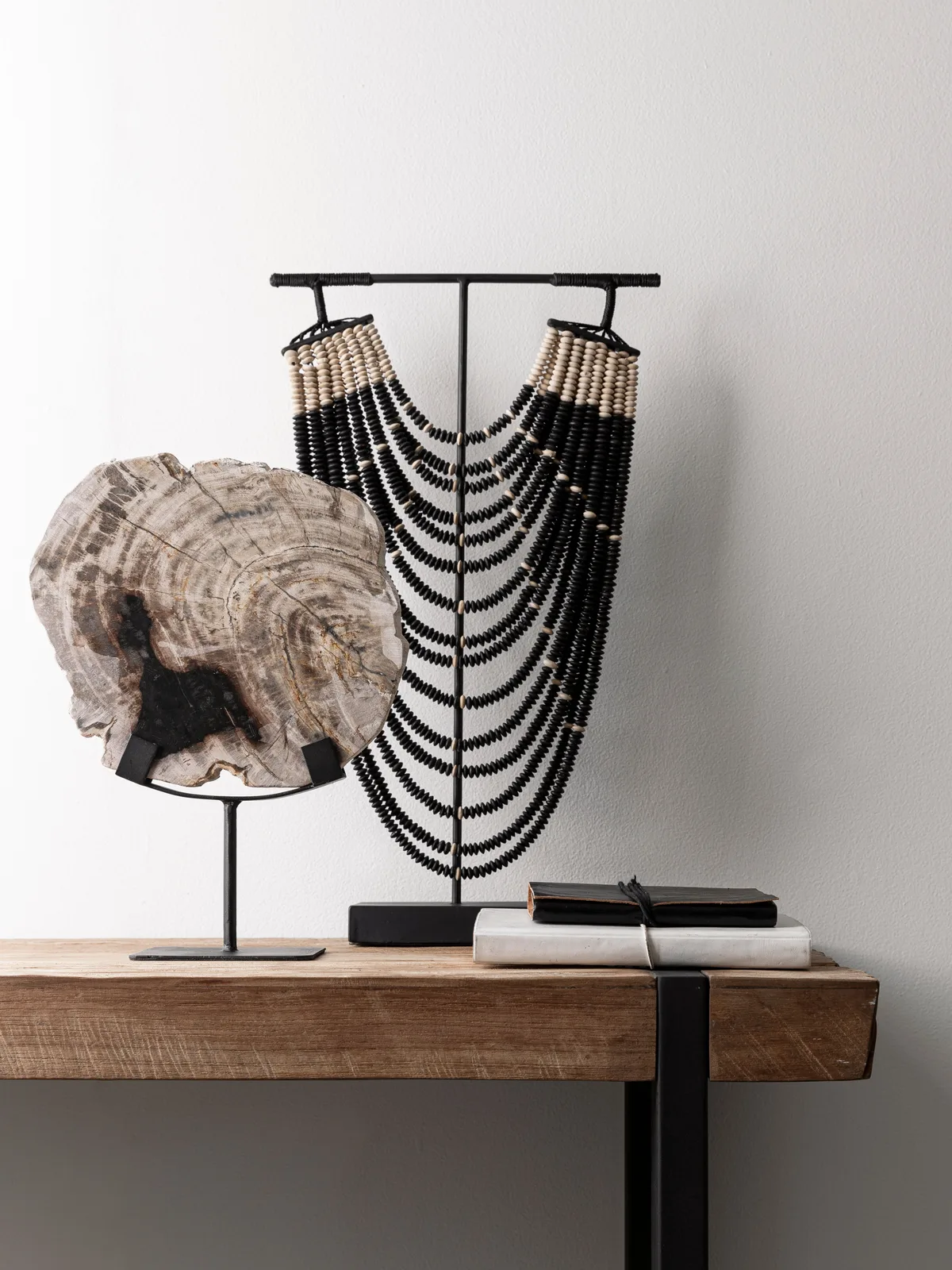 Artwork Statue Fossil - MUST Living