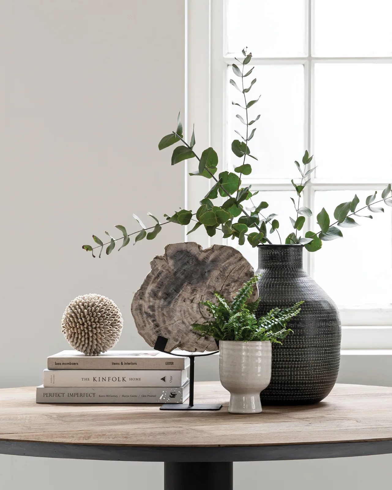 Artwork Statue Fossil - MUST Living