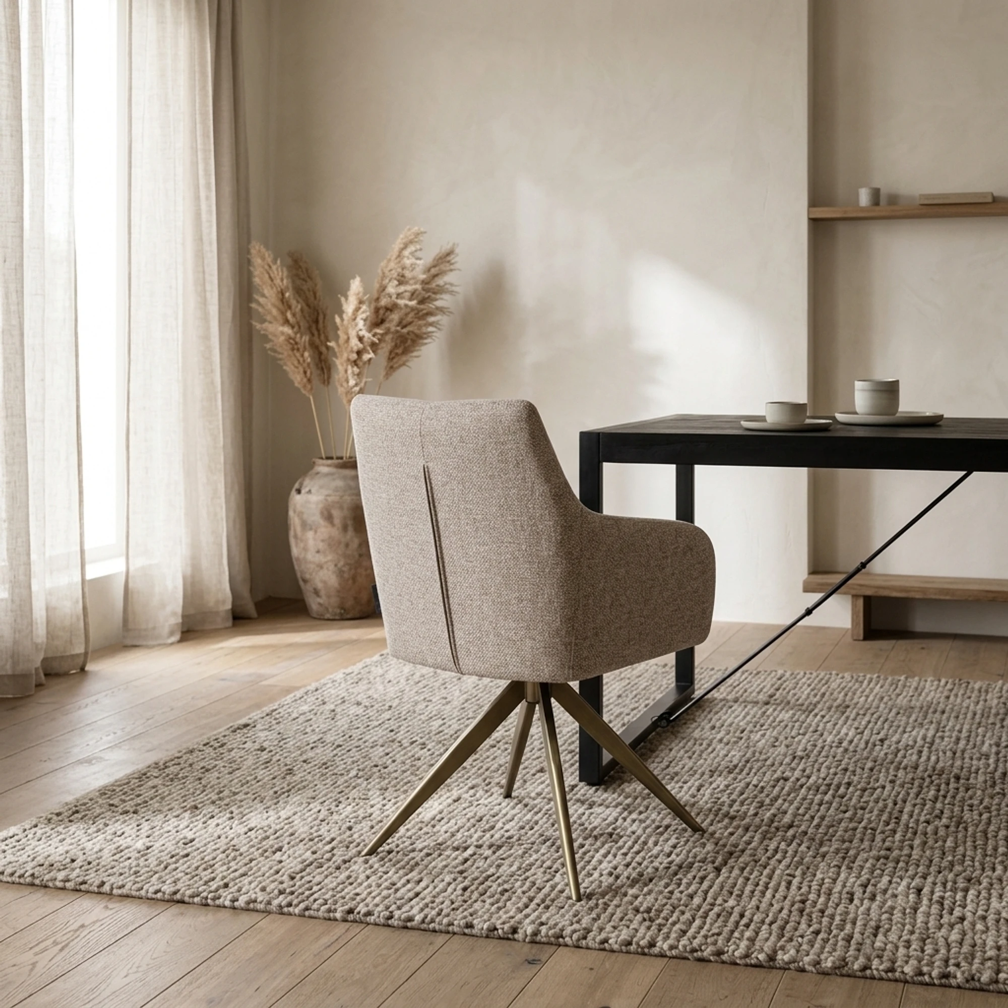 Esszimmerstuhl Lisonne cayenne brown drehbar feuerhemmend - Richmond Interiors