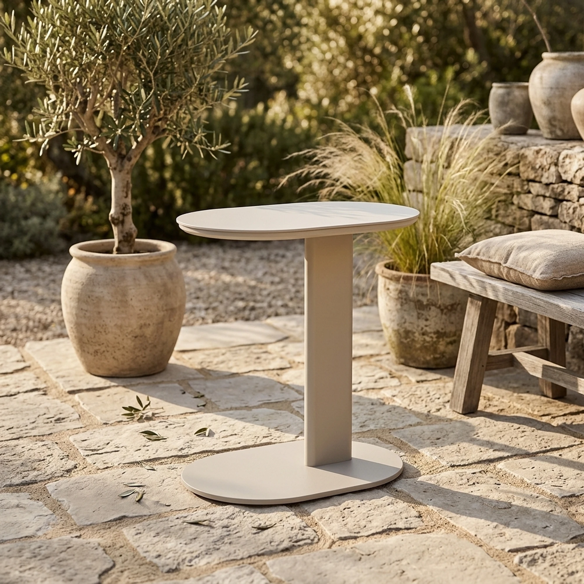 Outdoor Beistelltisch Quinn light beige - Richmond Interiors