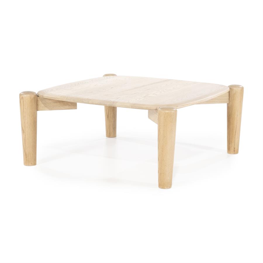 Couchtisch Selbu medium Eiche auf weißem Hintergrund, schräg von oben fotografiert - Eleonora