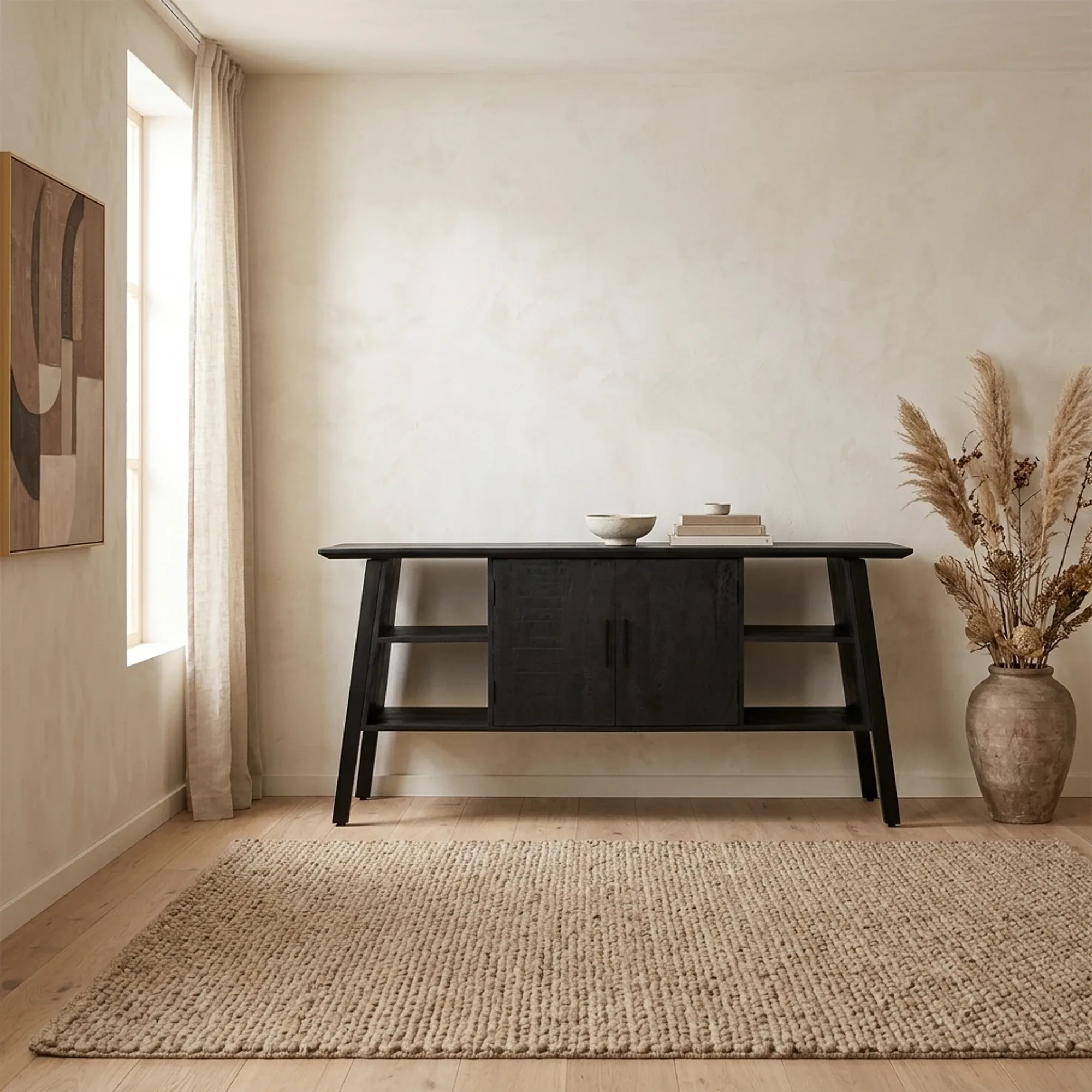 Sideboard Berlin Schwarz in einem hellen Wohnzimmer mit Fenster, Teppich und Dekoration - Benoa