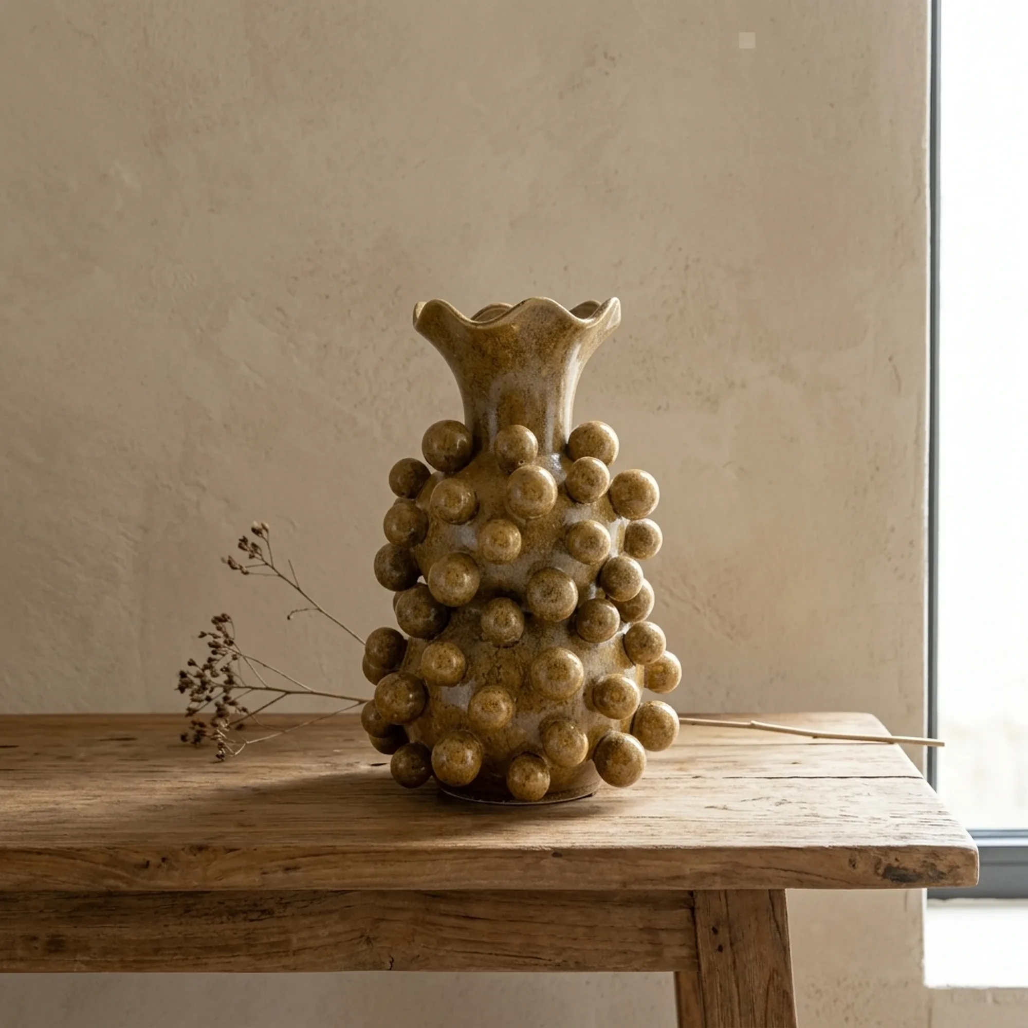 Viro Vase - By-Boo