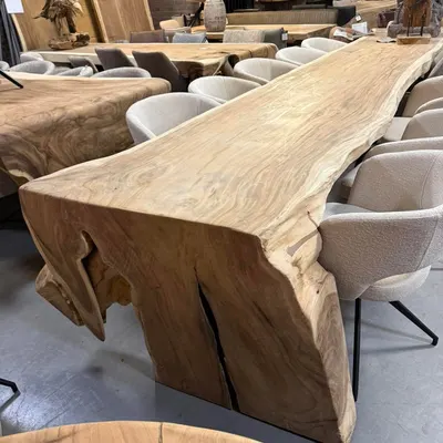 🌳 kEen unieke boomstamtafel als blikvanger in jouw interieur!