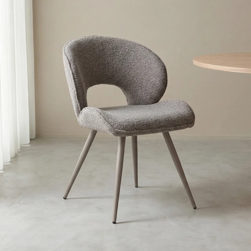 LABEL51 Esszimmerstuhl Sakura taupe metaal in Royal Boucle Mushroom