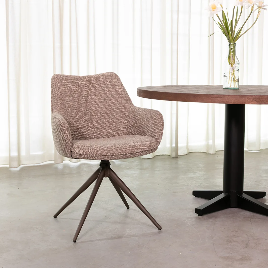 LABEL51 dining chair Sawa