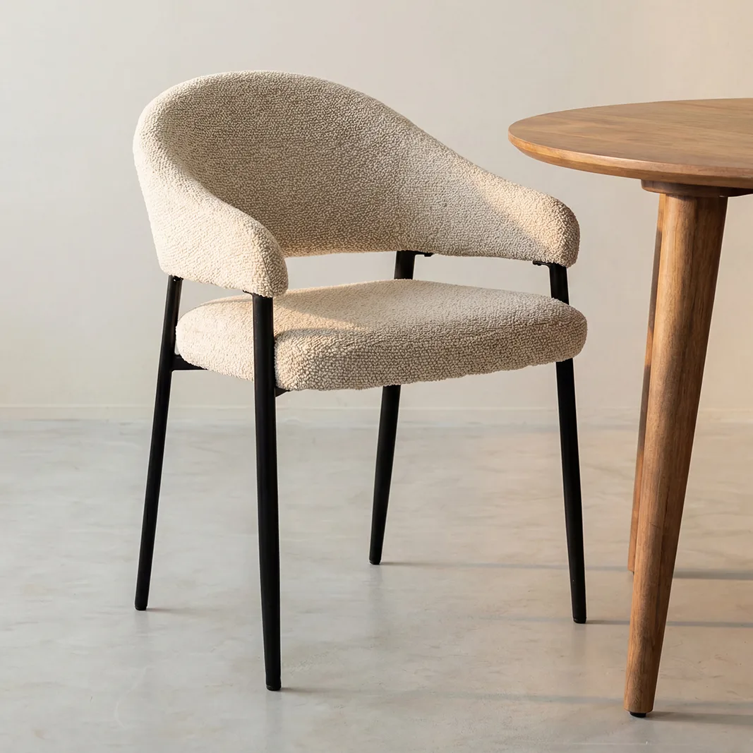 LABEL51 Esszimmerstuhl Sora zwart metaal in Royal Boucle Natural