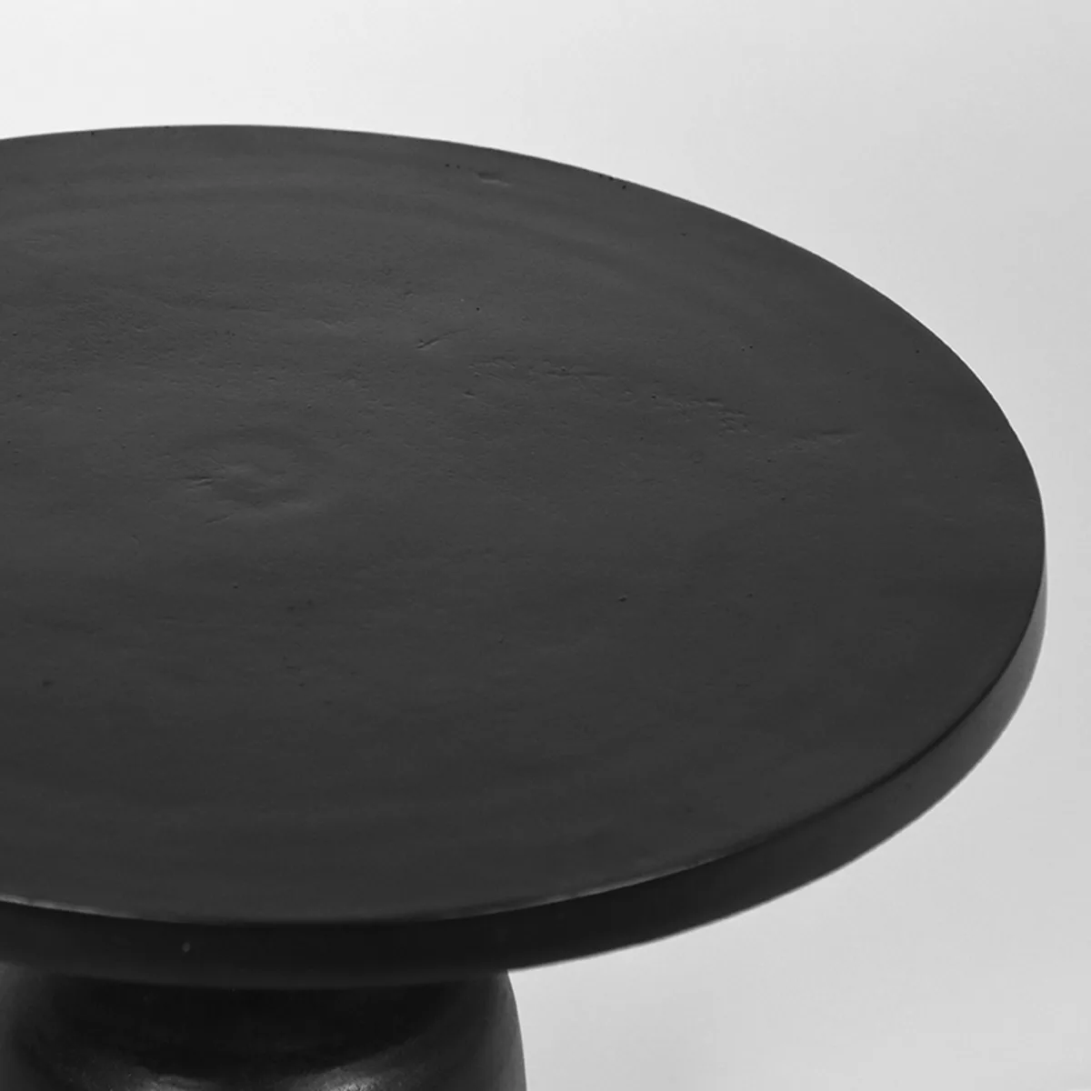 LABEL51 Beistelltisch Wink 50 cm in Zwart metaal, Detail 1