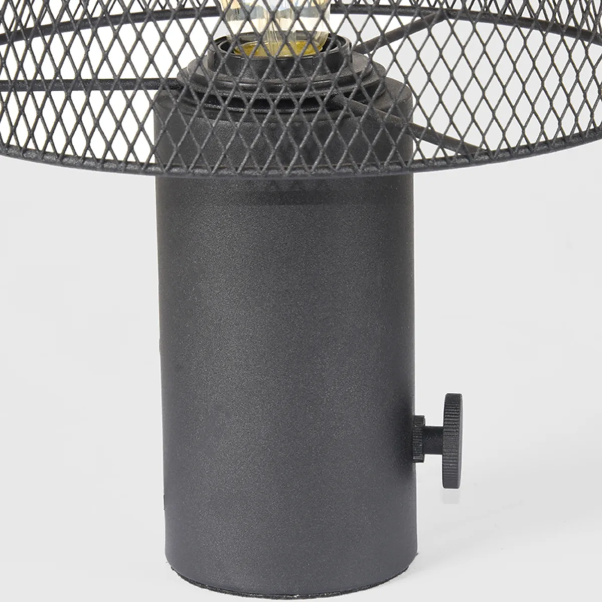 LABEL51 Tafellamp Fungo in Zwart metaal, detail 2