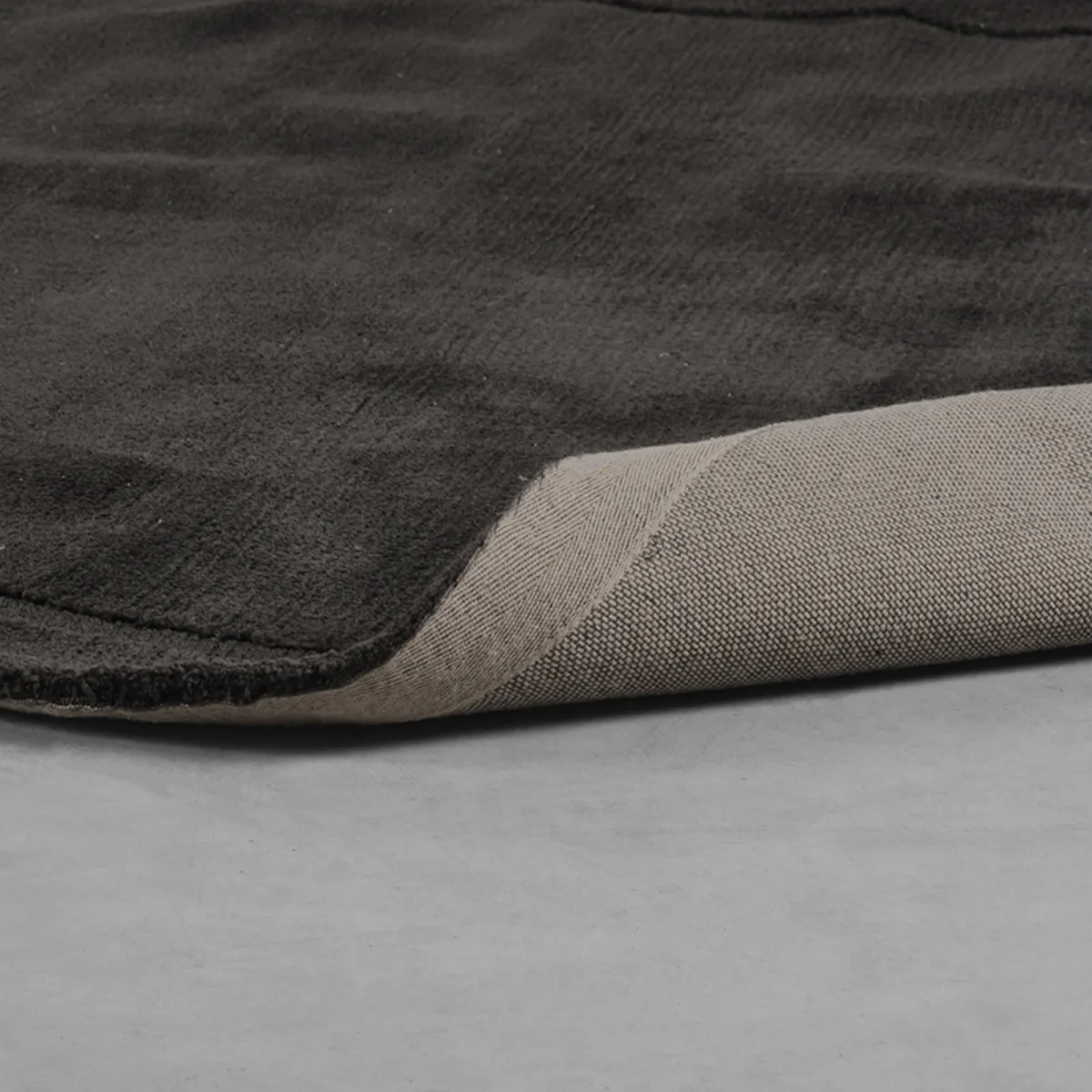 LABEL51 Teppich Mody 200x300 cm, organisch in Antraciet polyester, Detail 2