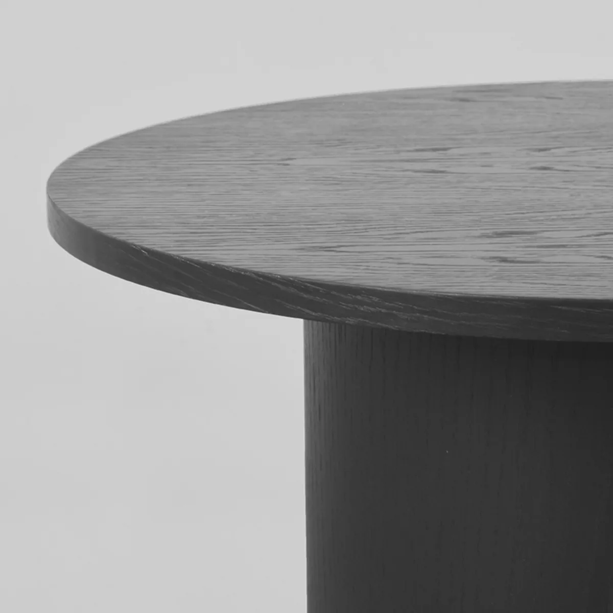 LABEL51 Couchtisch Oliva 60 cm, rond in Zwart eiken, Detail 2