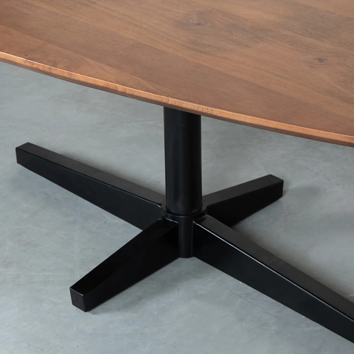 LABEL51 dining table Rosie 180 cm