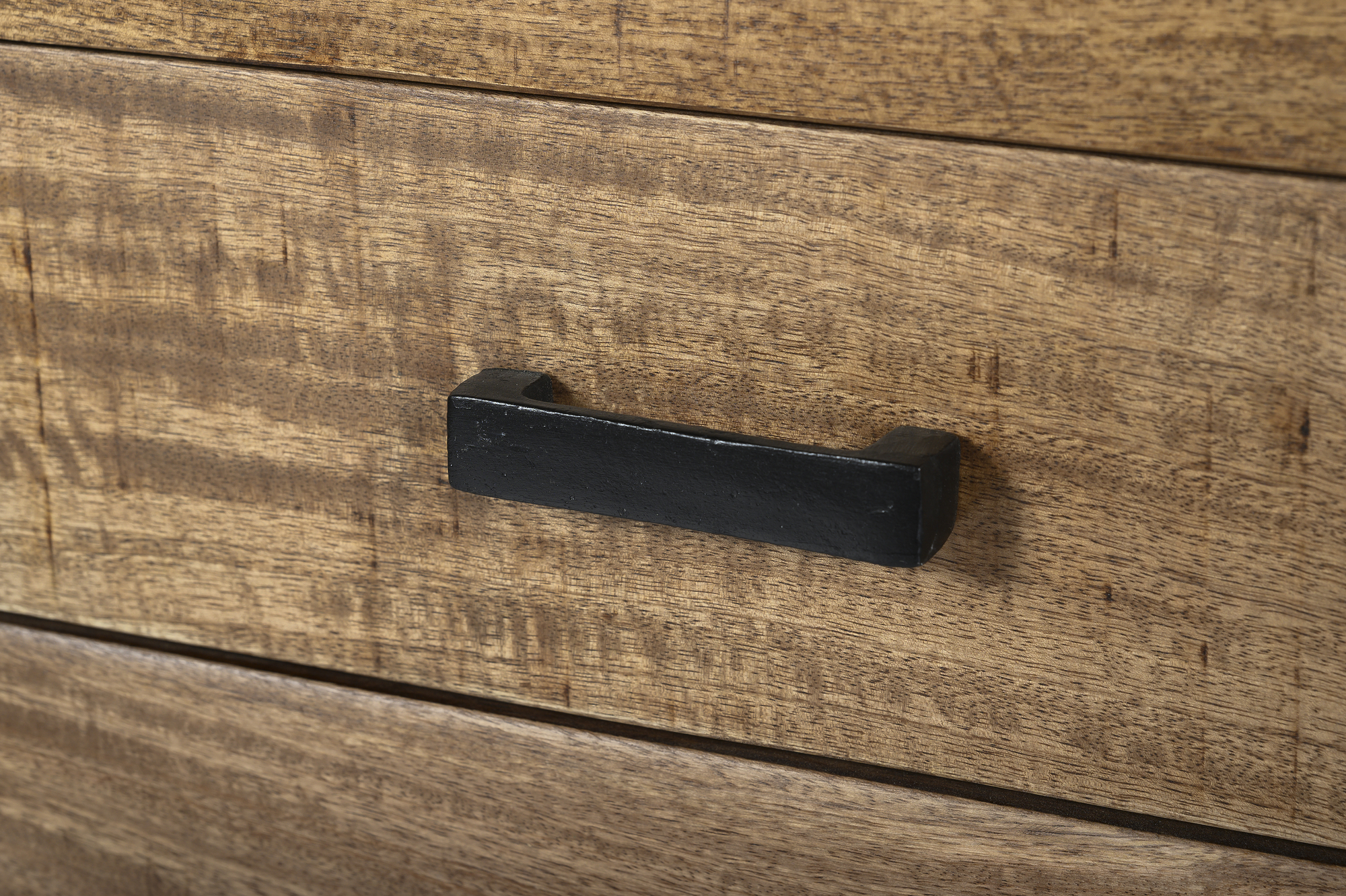 Sideboard Nairobi 180 cm (Mangoholz, Schwarz) - Livingfurn