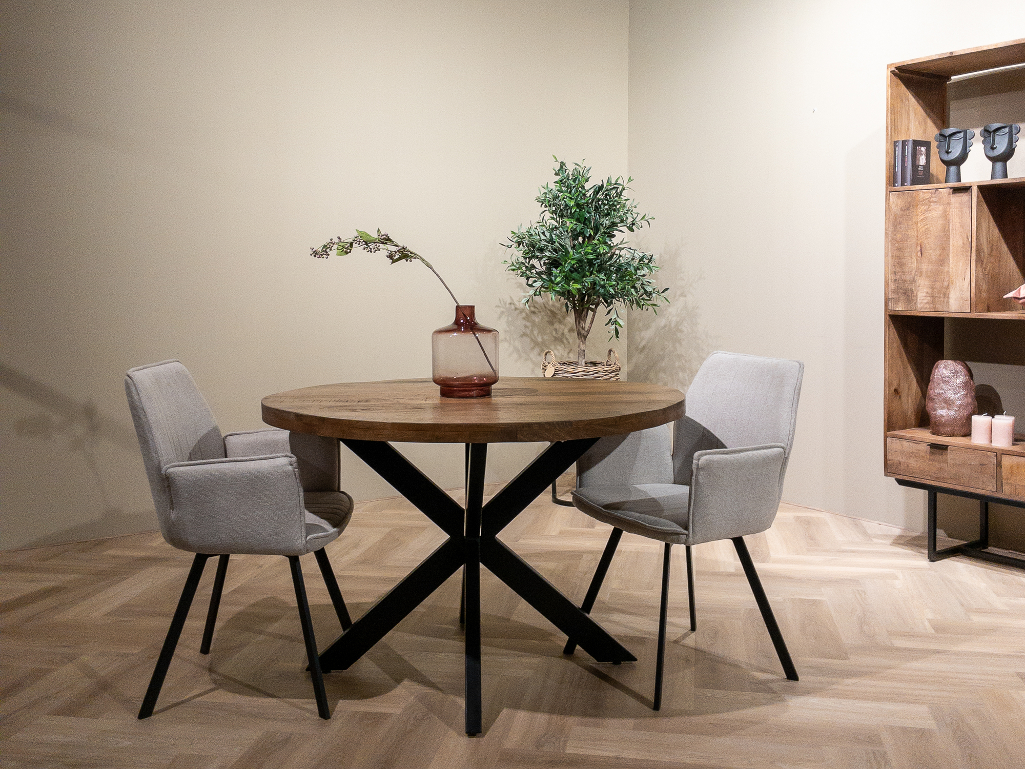 Eettafel Rocky Round Spider 150cm - Livingfurn