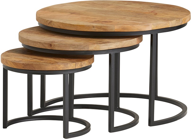 Set aus drei Natural Enzo Couchtischen mit runden Holzplatten und schwarzen Metallgestellen, auf weißem Hintergrund - MySons