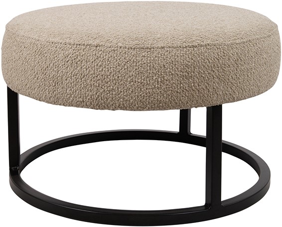 Der Escabel Hocker - Ø50 - Rhythm - Beige 06, ein runder Pouf mit beigem Bouclé-Stoff und schwarzem Metallgestell, vor weißem Hintergrund fotografiert - MySons