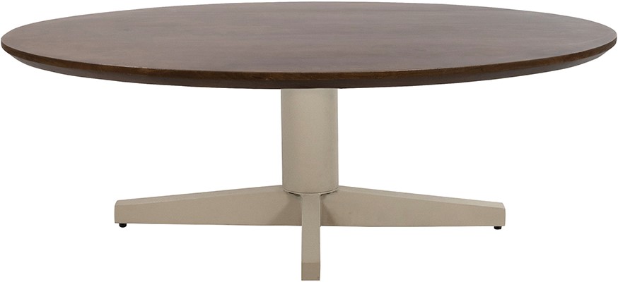 Couchtisch 130, oval, Tischbein Beige, Mango Brown Walnut auf weißem Hintergrund aus niedriger Kameraperspektive - MySons