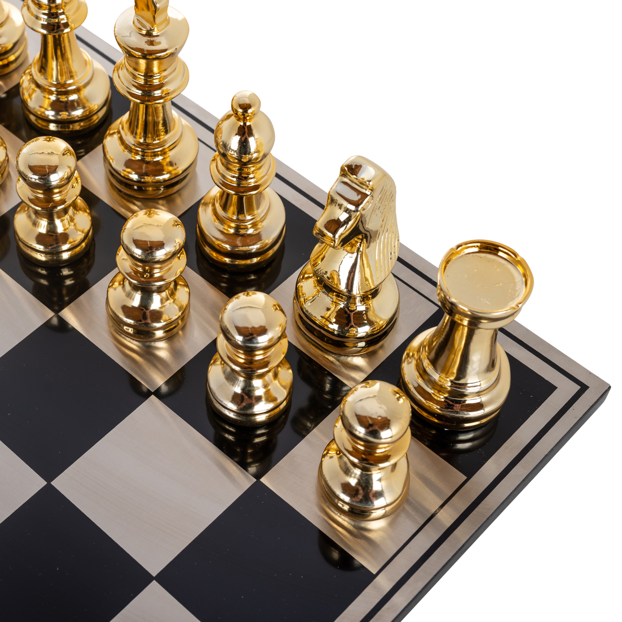 Juego decorativo Saray black/gold chessboard - Richmond Interiors