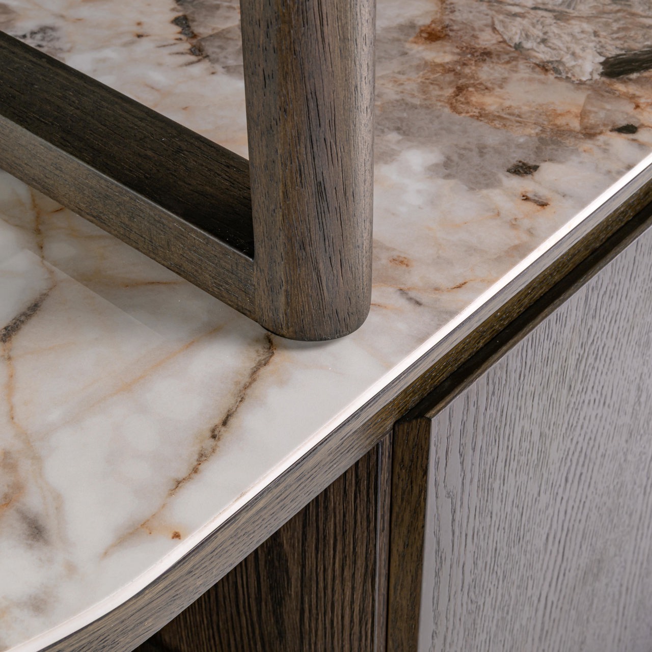 Vitrine Langford brown - Richmond Interiors
