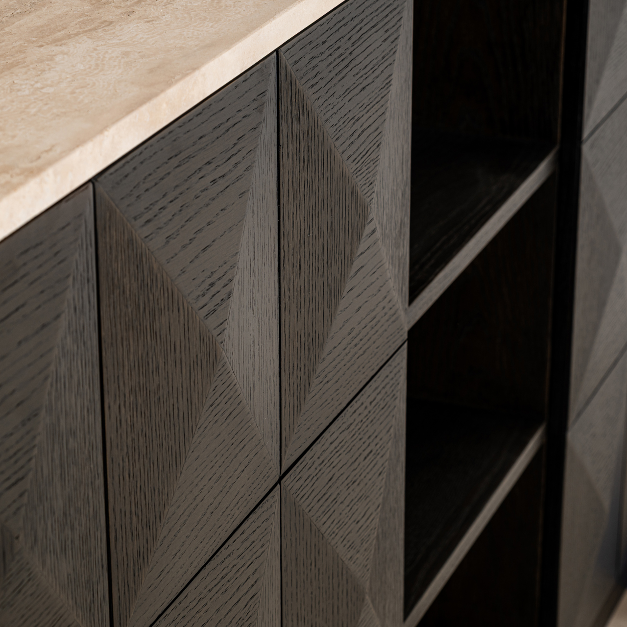 Sideboard Claremont brown 4-doors 2-shelves - Richmond Interiors