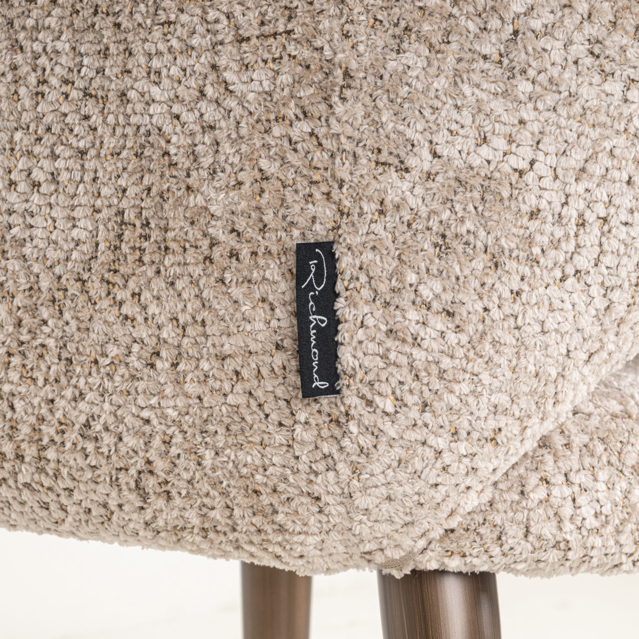 Silla de comedor Delphina lovely nature retardante de llama - Richmond Interiors