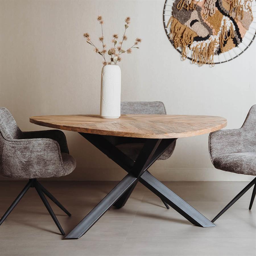 Trivero Dining Table natural triangle 150 cm - Tower Living